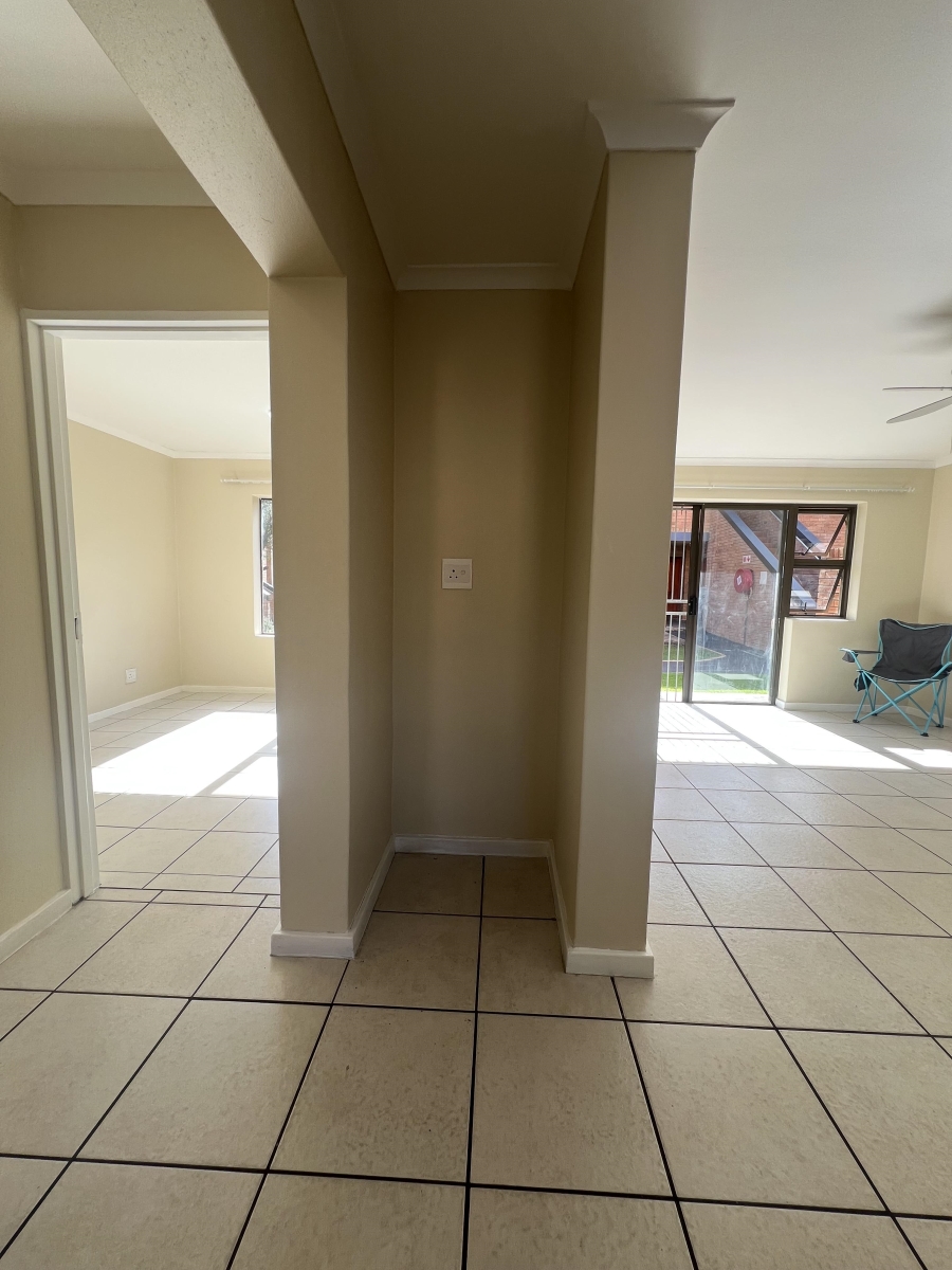 To Let 2 Bedroom Property for Rent in Sea Breeze Western Cape